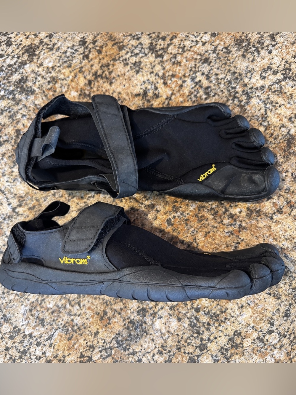 Vibram Fivefingers Running Shoes KSO Barefoot Train Woman’s Sz 9 Black W138 EU 4